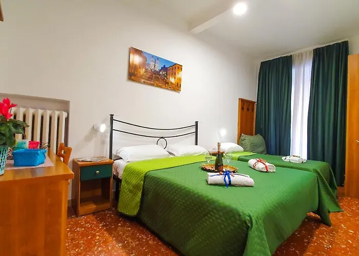 A Casa Simpatia - A Richiesta Parcheggio Gratuito ! 2* Rom